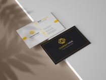 Simple and Creative Business Card Template Screenshot 3