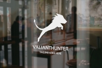 Valiant Hunter Logo Screenshot 3