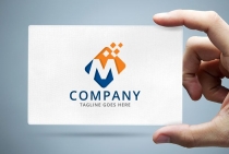 Letter M pixels Logo Screenshot 1