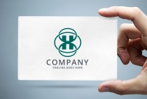 Interconnected Letter H Logo Screenshot 1