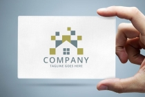 Pixel House Logo Screenshot 1
