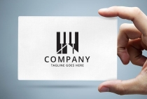 Delta Piano Logo Screenshot 1