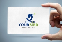 Cute little Bird Singing Logo Screenshot 1