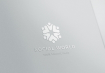 Social World Logo Screenshot 5