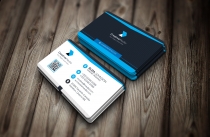 Simple and Clean Business Card Screenshot 1