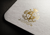 Lion Royal Logo Screenshot 1