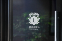 Crest Luxury Pro Logo Template Screenshot 2