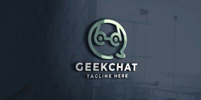 Geek Chat Pro Logo Template