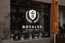 The Regal Emblem of Superior Quality Screenshot 3